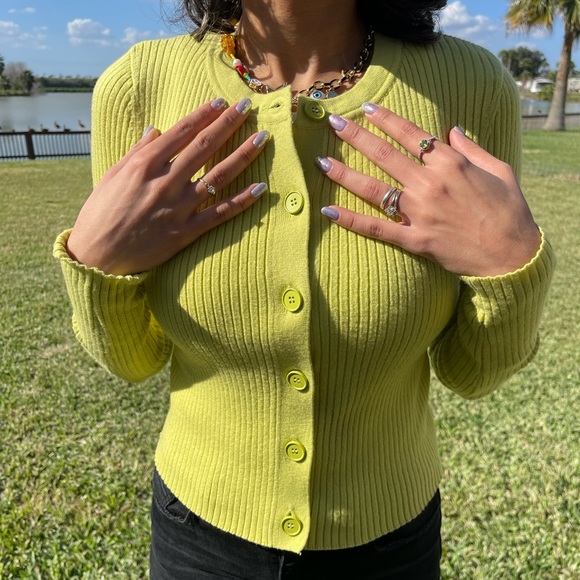 Long sleeve button Y2k style top Neon green apple yellow - Picture 4 of 5